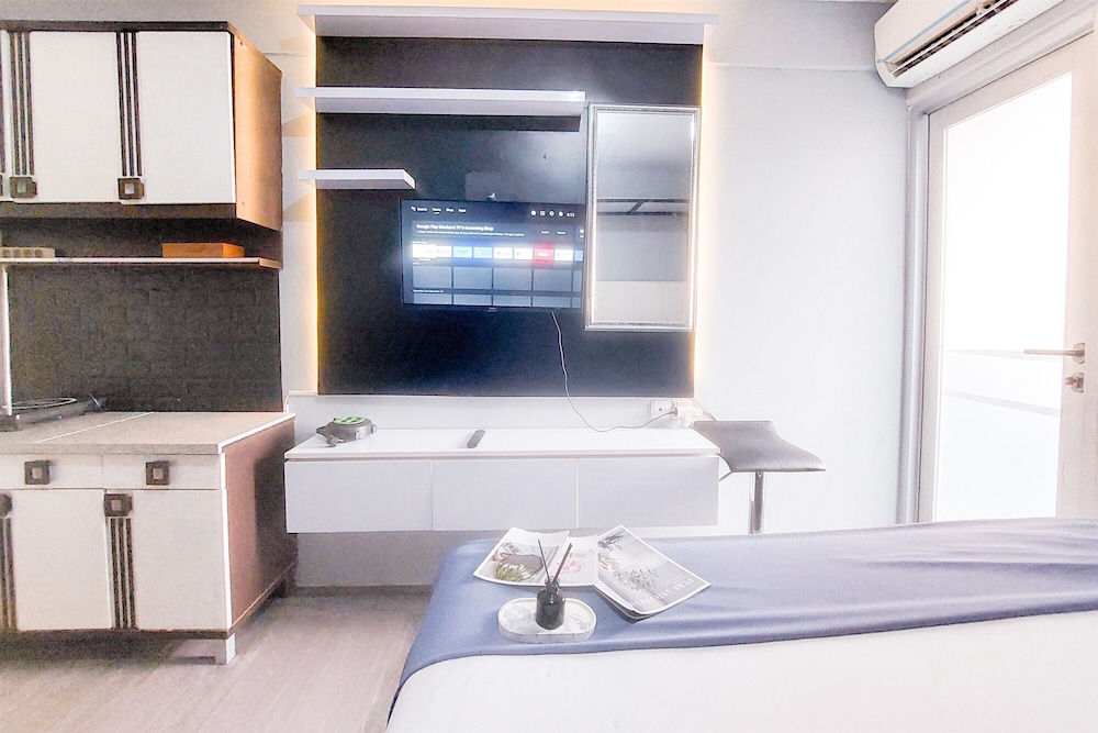 Brand New Studio Apartment At Urbantown Serpong