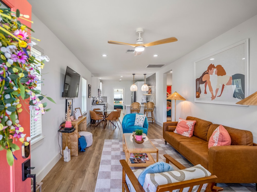 Sandy Toes Retreat by Ryson Vacation Rentals