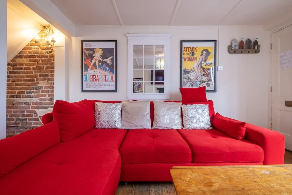 Host Stay George Street Townhouse