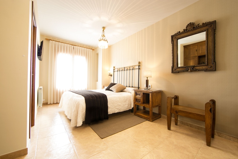 Hotel Restaurante Quintanares - Property Image 104