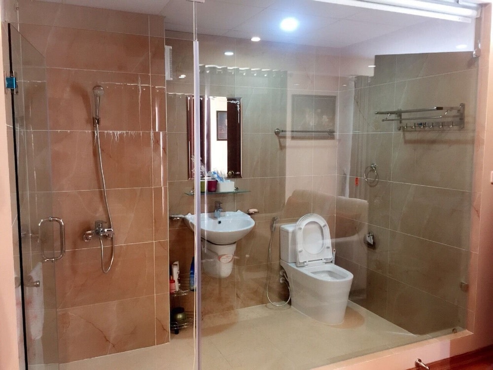 Zan- Newlife Halong Apartment view 4