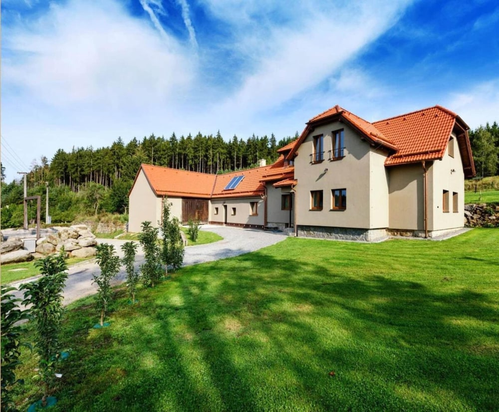 Charming Villa With Internet