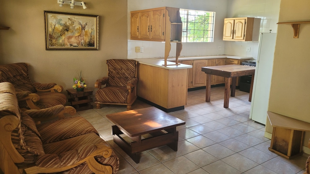 Lush Horizons Game Lodge