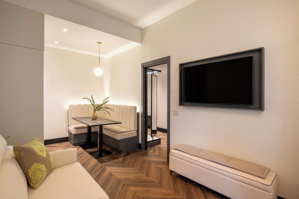 LUMERA STAY - Brera