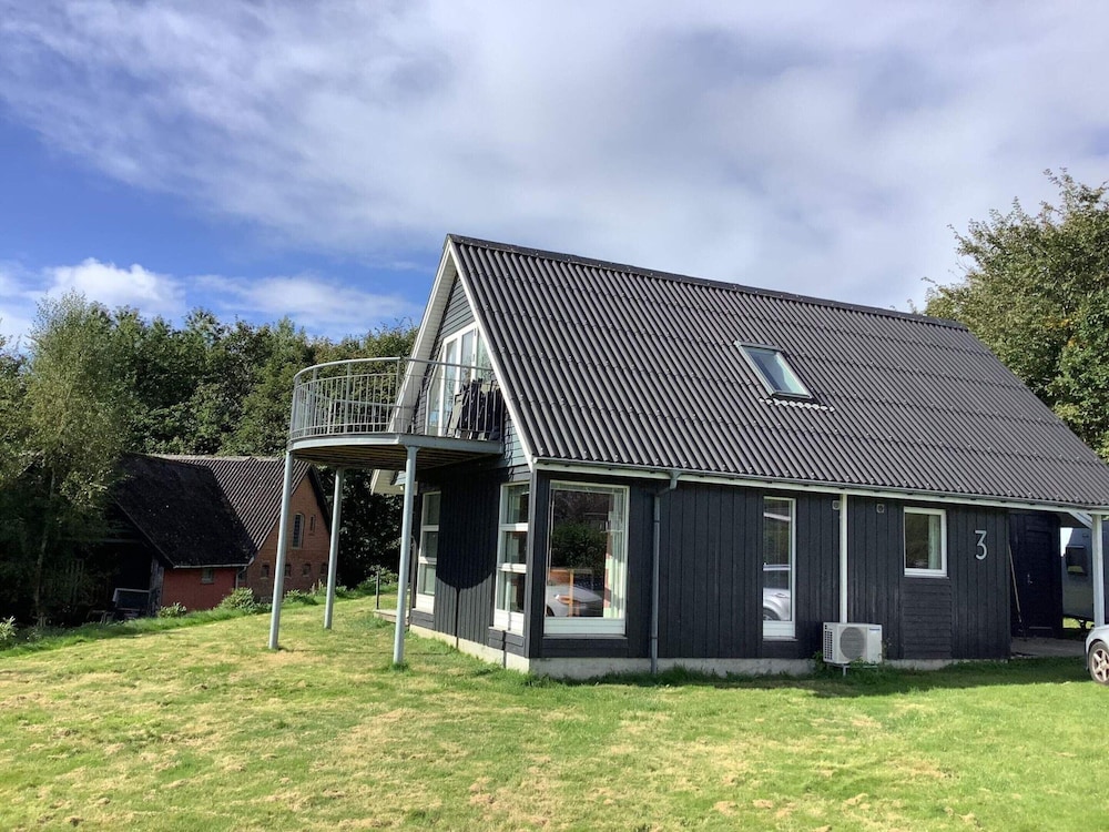 6 Person Holiday Home in Oster Assels