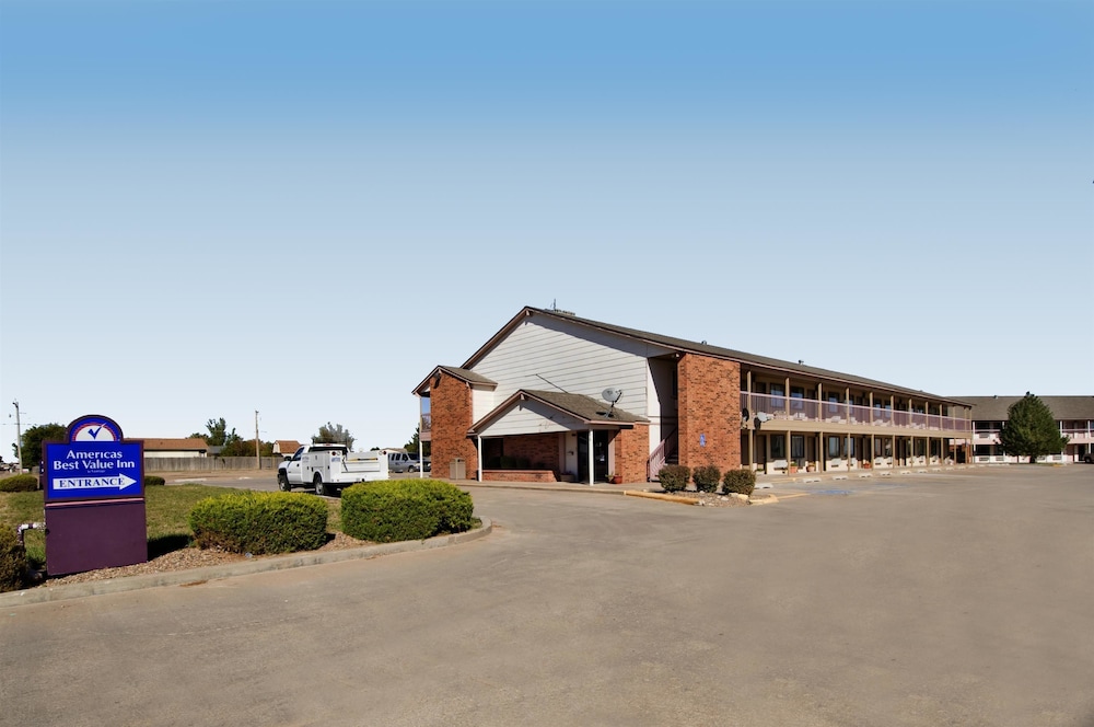 Garden City Vacations - Americas Best Value Inn Garden City - Property Image 6