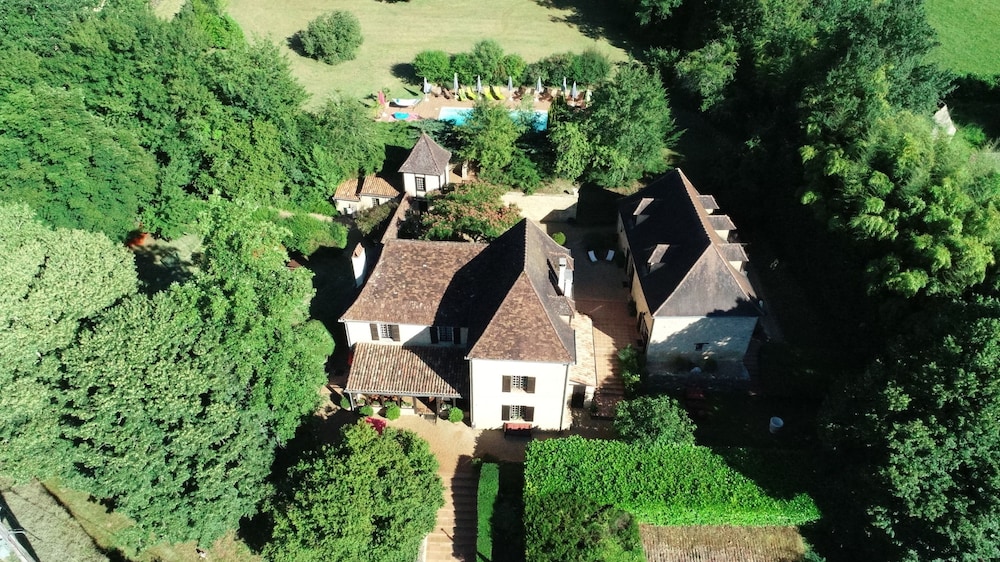 Le Noyer Residence - Property Image 107