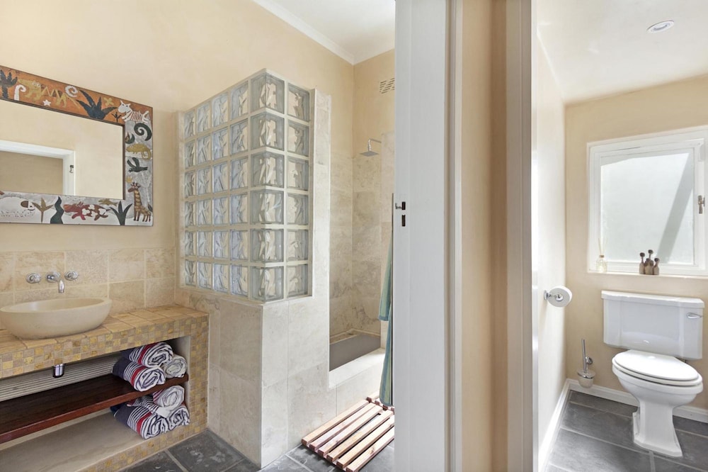 Craiglea Villa - Newlands Cape Town view 4