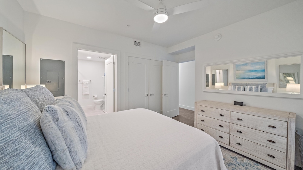 Sunsets At The Strand 1 Bedroom Condo