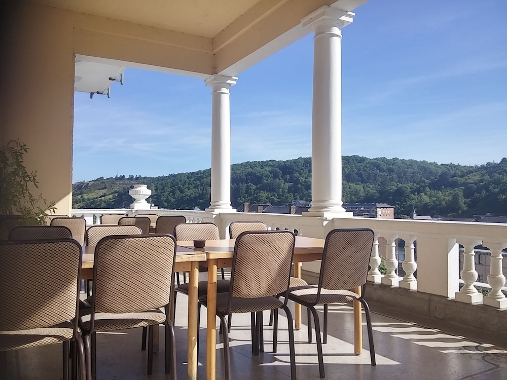 Splendid Palace Dinant Hostel