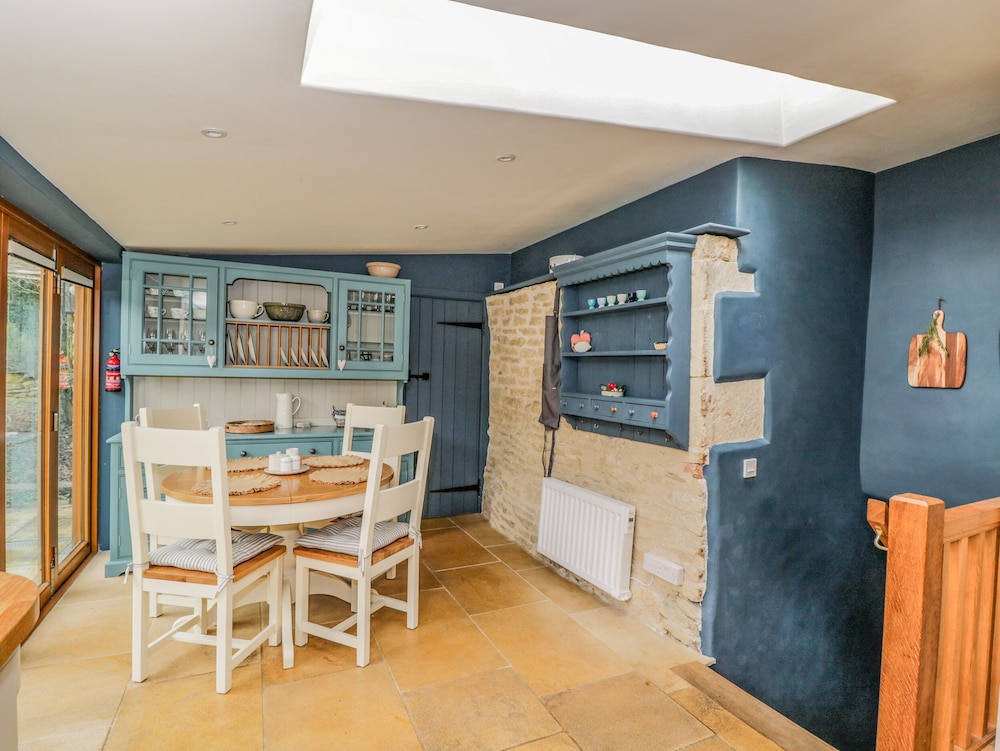 Fox Den Cottage