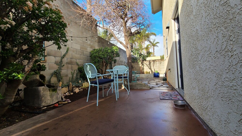 371 Stimson Ave 2 Bedroom Home by Redawning view 5