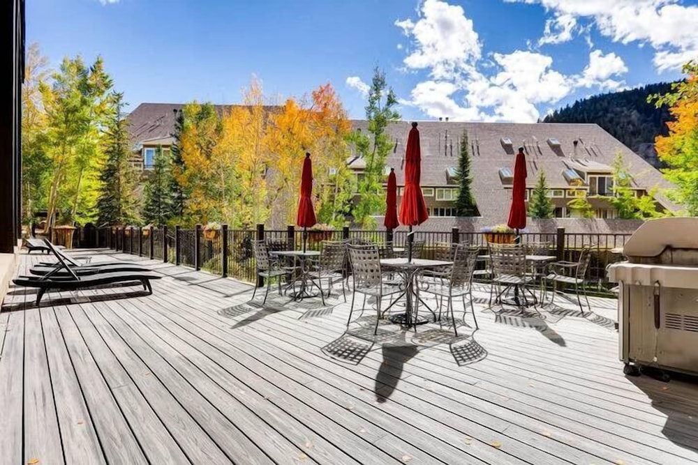 1-Bedroom plus Loft at The Pines with Forest Views, No Cleaning Fees, Kids Ski Free 1 Condo