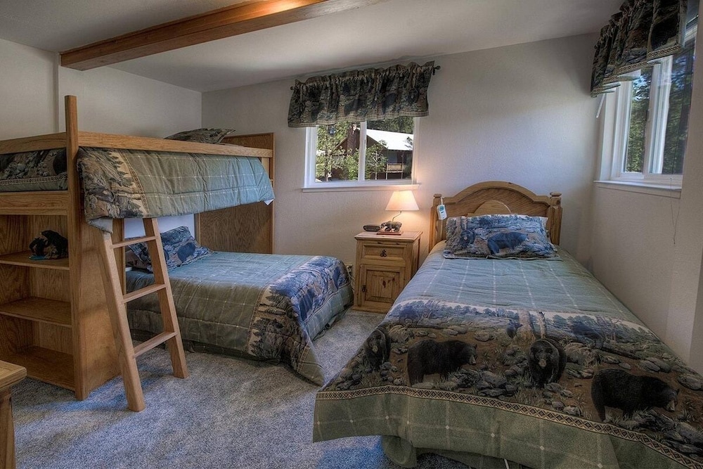 Hch1475 - Heavenly Lake View Retreat 5 Bedroom Home