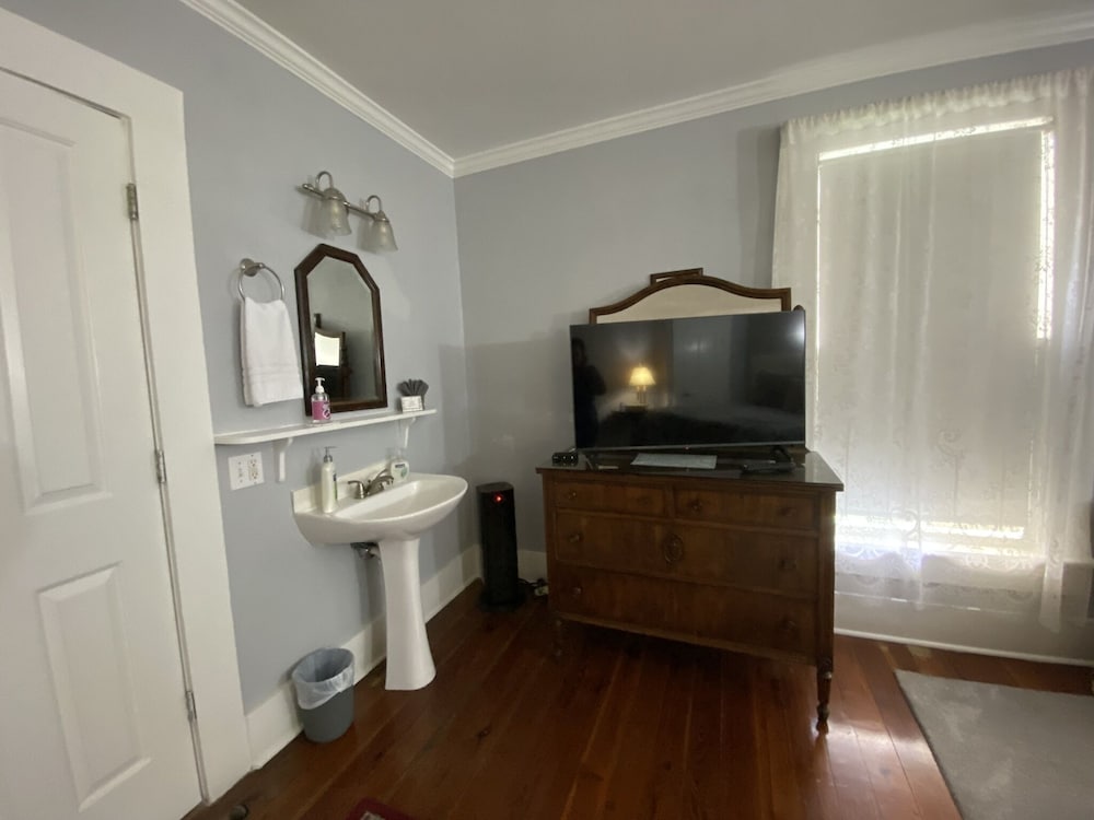 Mount Dora Historic Inn