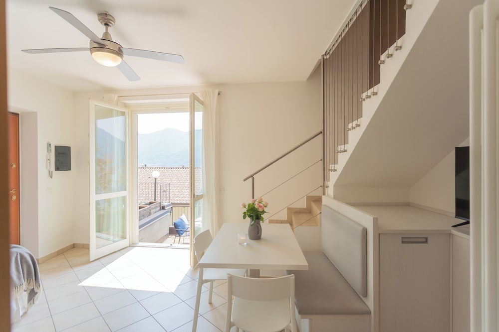 Blue Bliss Apartment by Rent all Como