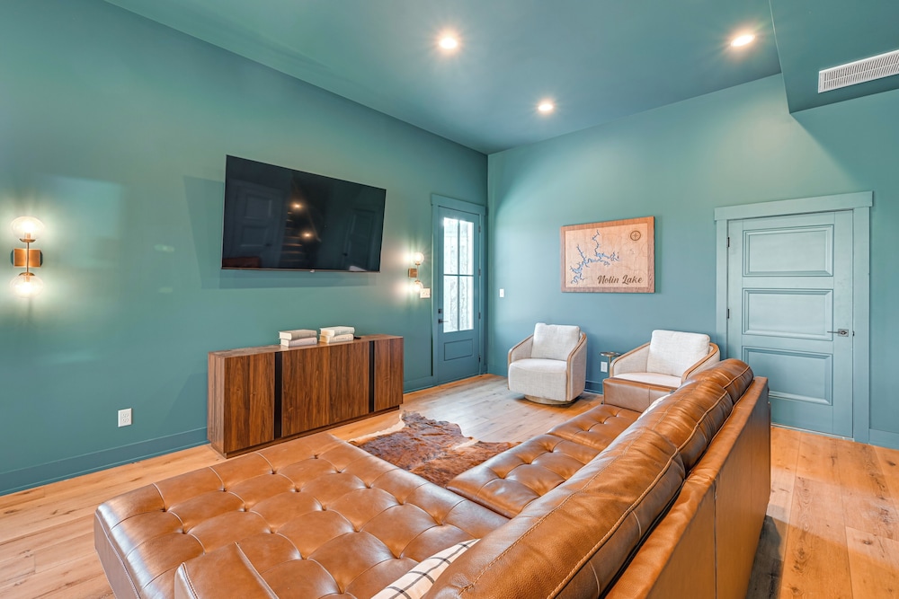 Lakeside Home Near Mammoth Cave & Nolin Lake!