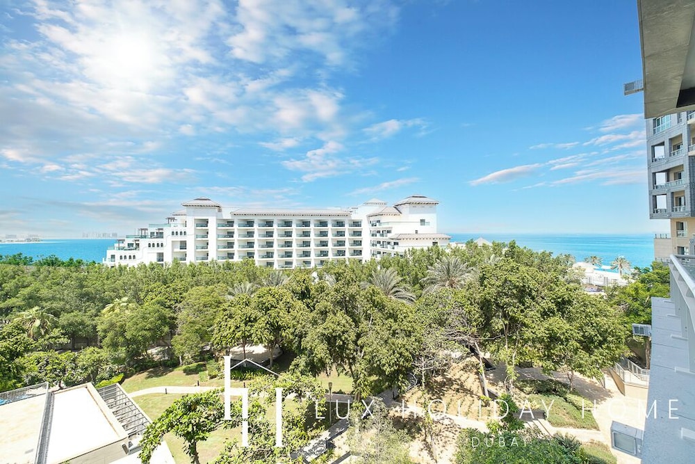 LUX Dream Palm Atlantis Sea View Suite