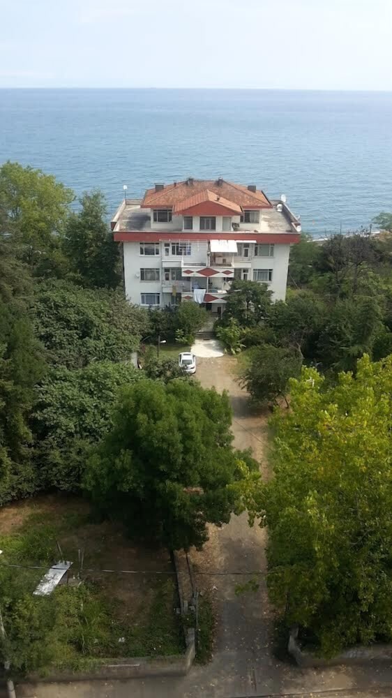 Hacisalihoglu Apart