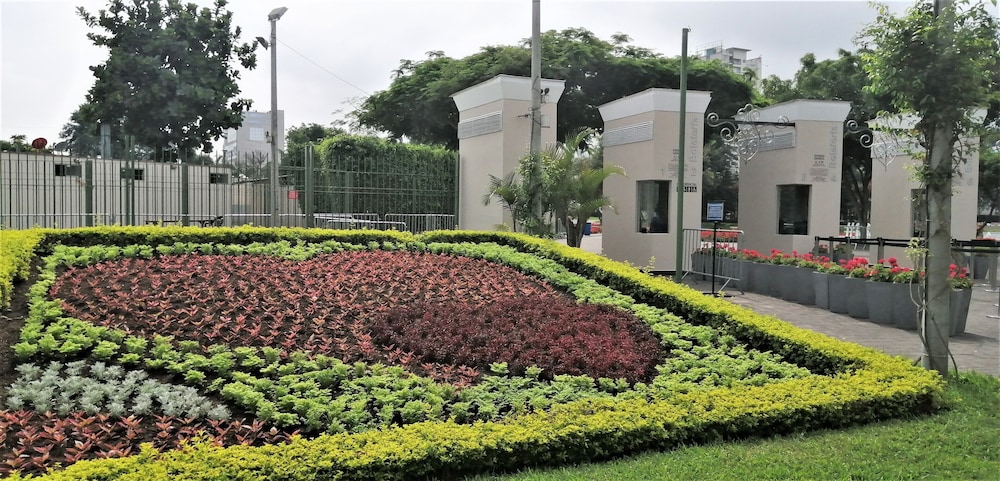 Eral Apartments Parque 1