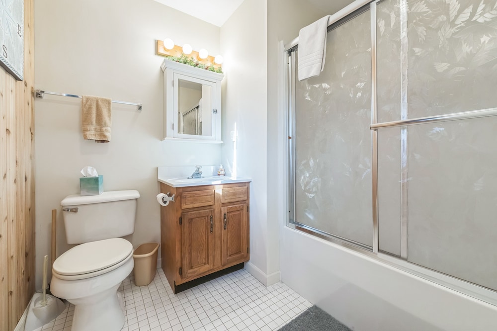 Uncas 16n - Spacious & Scenic Townhome 2 Bedroom Townhouse by The Summit at Gore Mountain