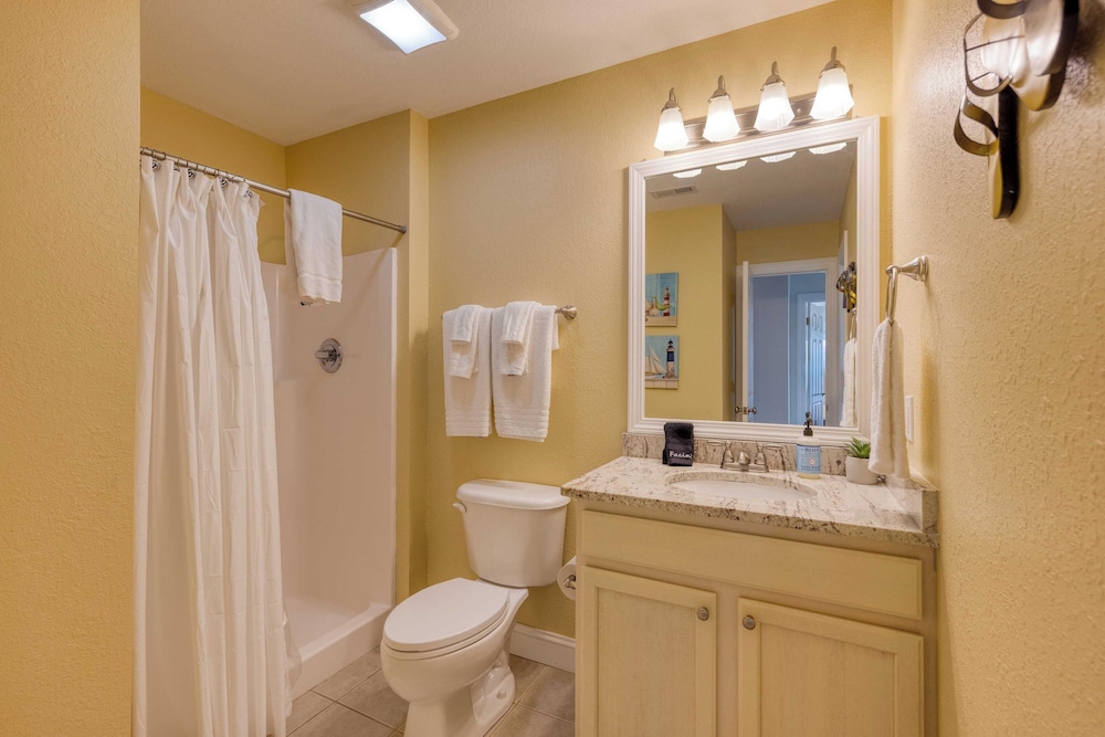 Sleeps 28 Beachfront w/ Pool, Hot Tub, Game Room Atlantic Watch by Avantstay
