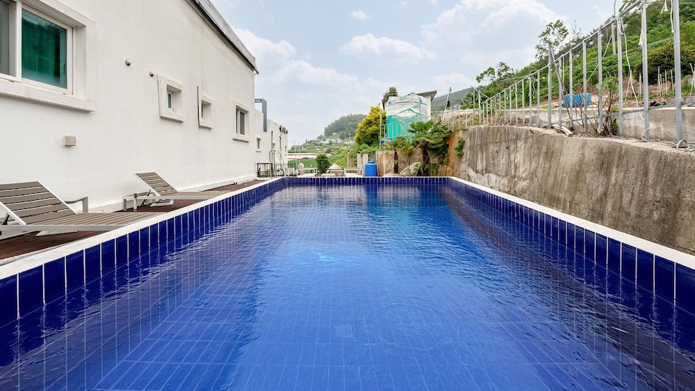 Yeosu Porrr Ocean View Pension