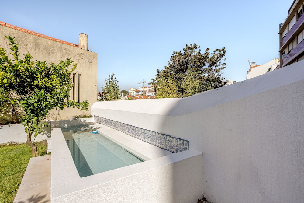 Bairro Alto Garden With A View II by Homing