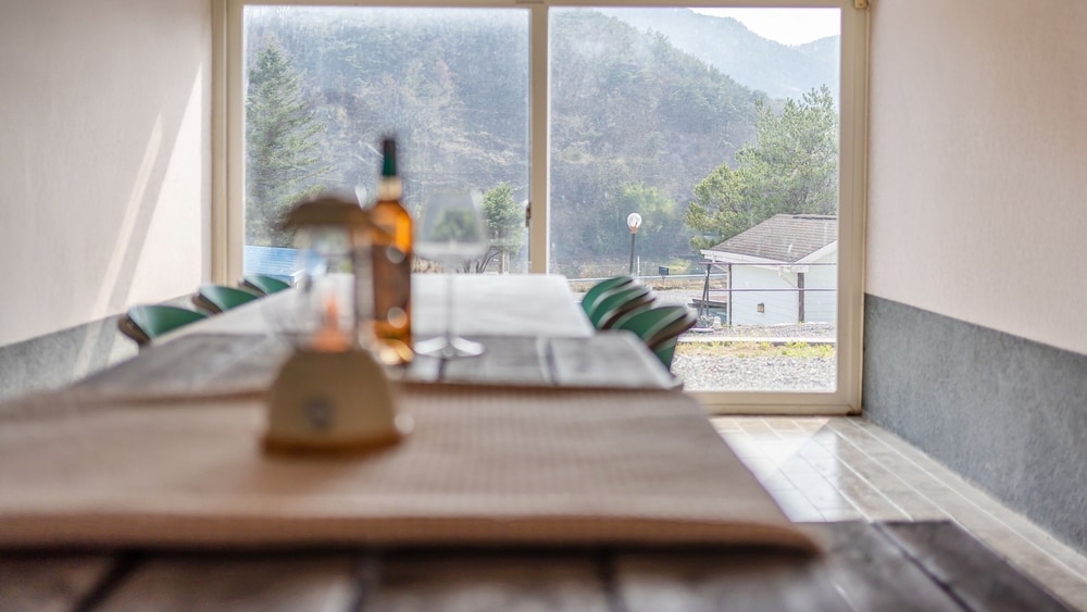 Yeongwol Nature & Pet Retreat