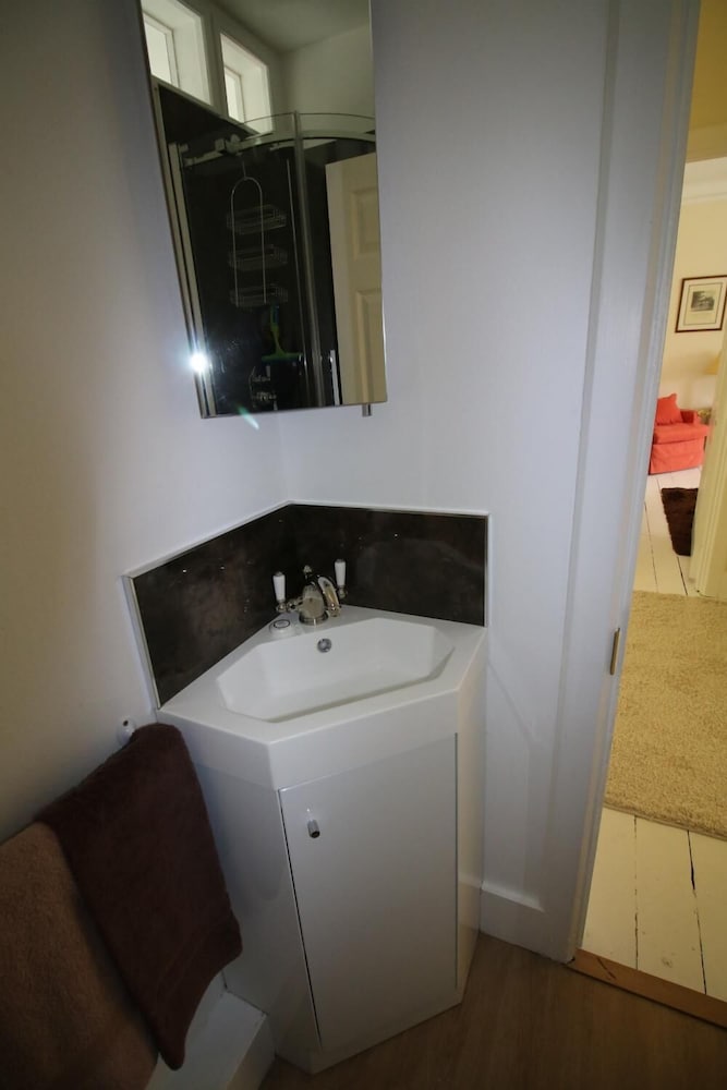 Photo 46