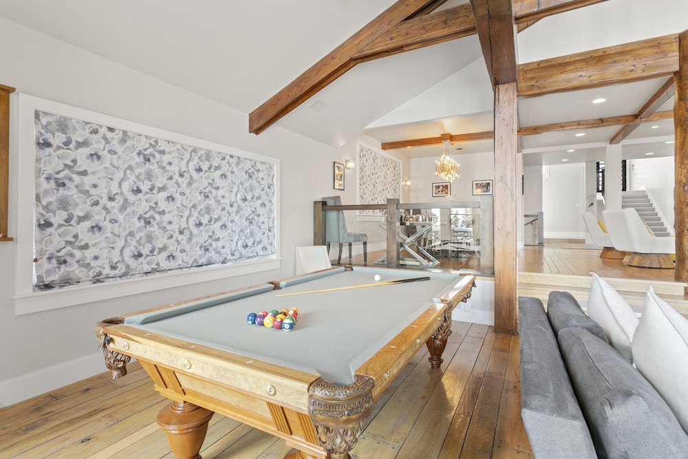 6977 Silver Lake Drive - 5 Bedroom Private Home with Hot Tub 5 Home