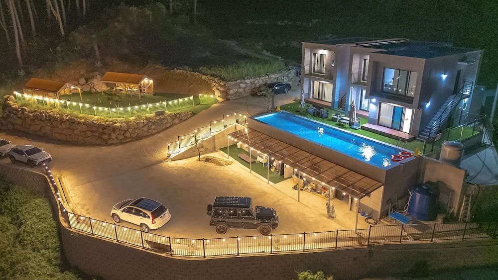 Gapyeong Staysumok Pool Villa Pension, 가평군 - 17