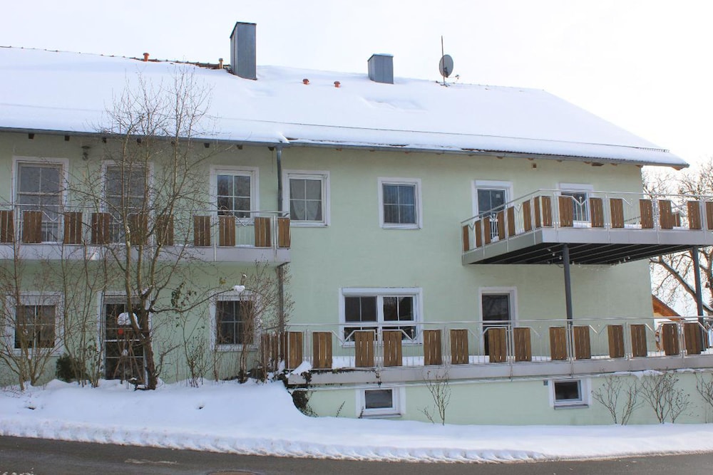 Photo 42