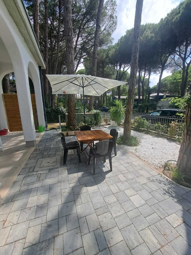 Marina Romea 2 Splitted Executive Flats