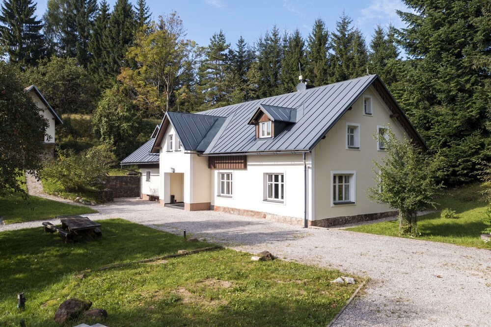 Villa in Mlade Buky Near Giant Mountains