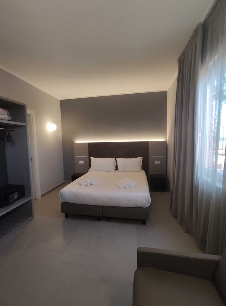 Tiber Suite