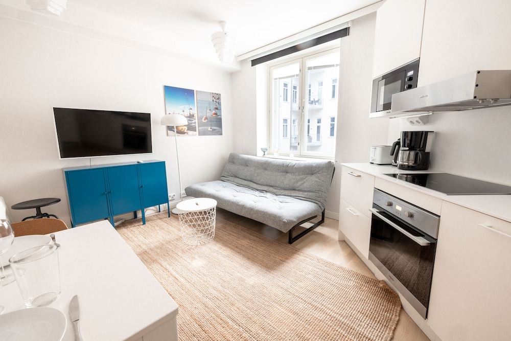 2ndhomes Cozy Studio in Bulevardi view 5