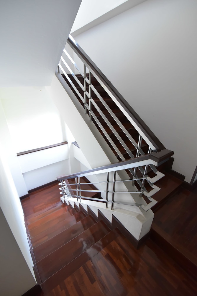 Eight Ville Apartment