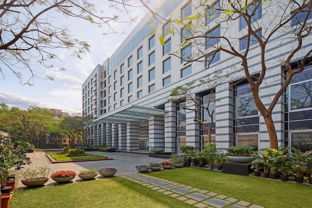 Mumbai Vacations - Grand Hyatt Mumbai Hotel and Serviced Apartments - Property Image 97