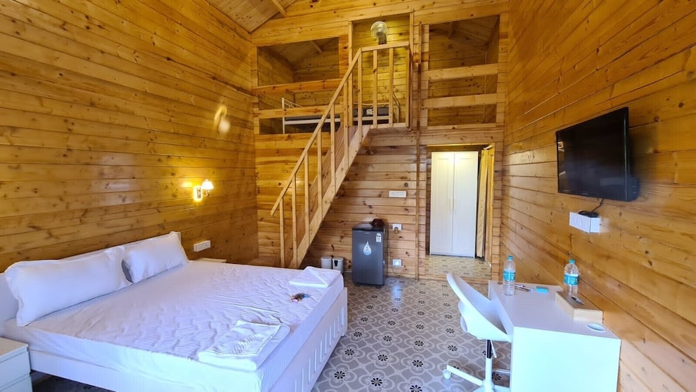 Aranya Abode