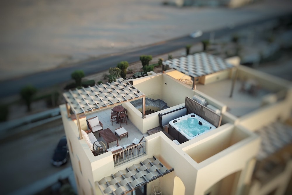 Xuru Stays I Eclectic 2 BDR Twin House @ Tawila El Gouna
