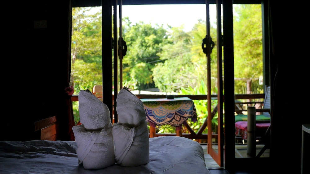 Pho Rak Nah Pai Guesthouse