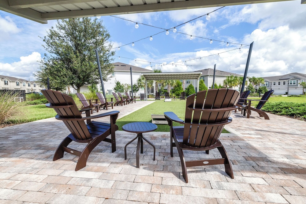 Waterview Luxury Retreat for 12!