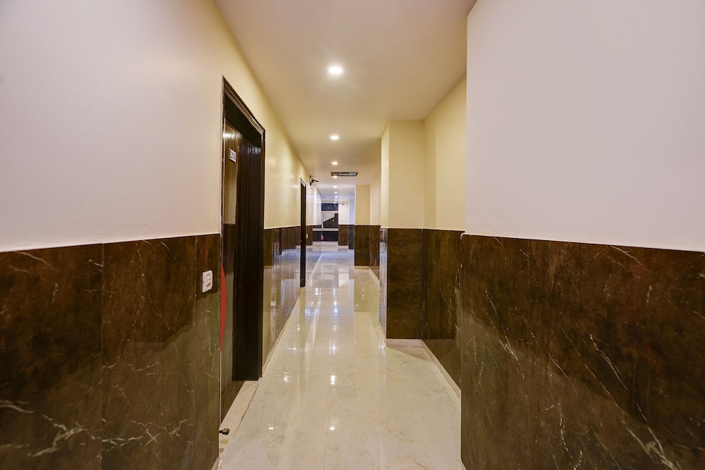 Fabhotel Golden Key Residency