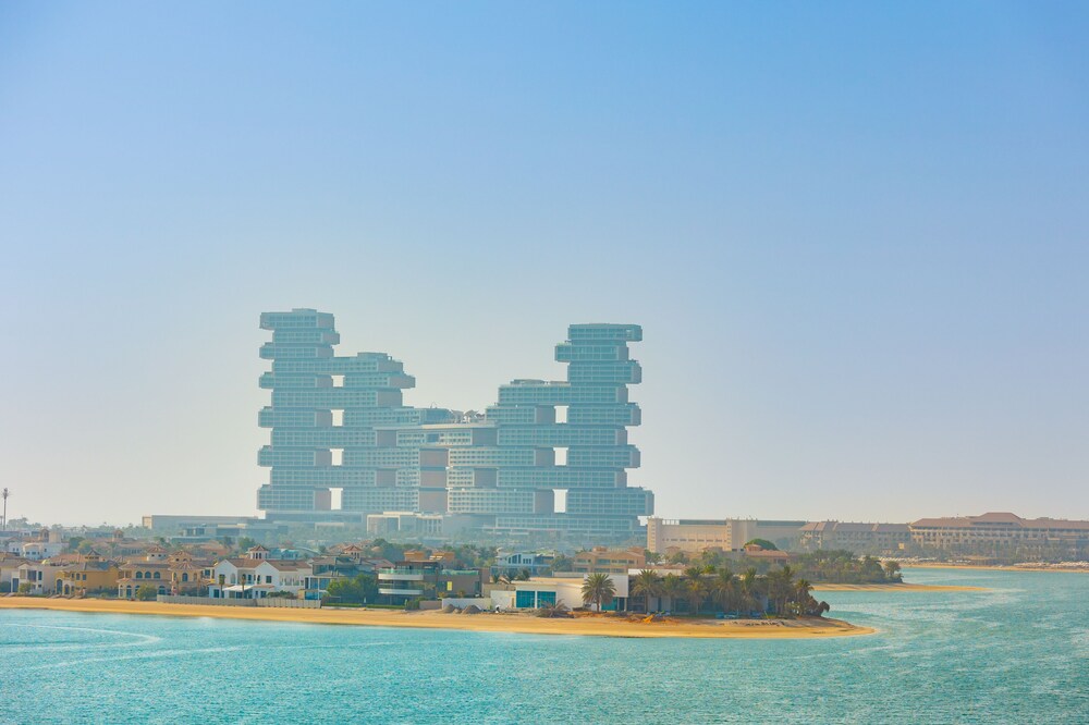 EDEN'S Homes & Villas - Anantara Palm Residences