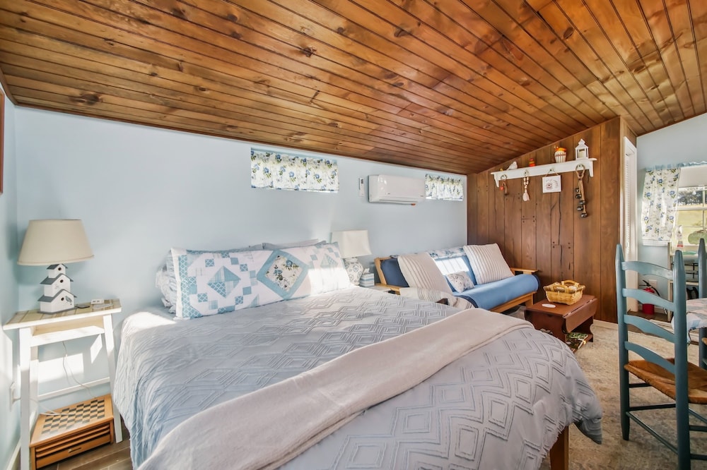 Cozy Tiny Home Retreat On Shenandoah Valley Farm 1 Bedroom Cabin