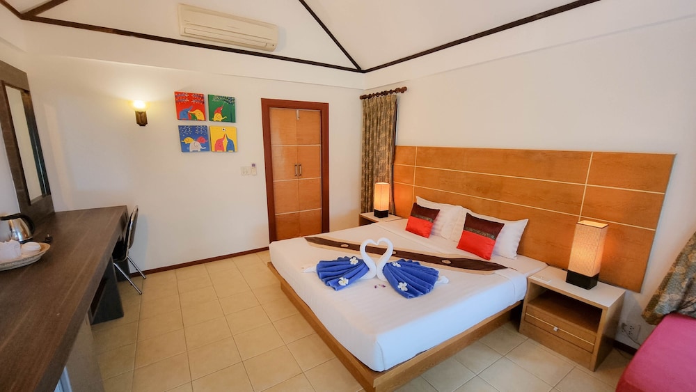 Golden Bay Cottage