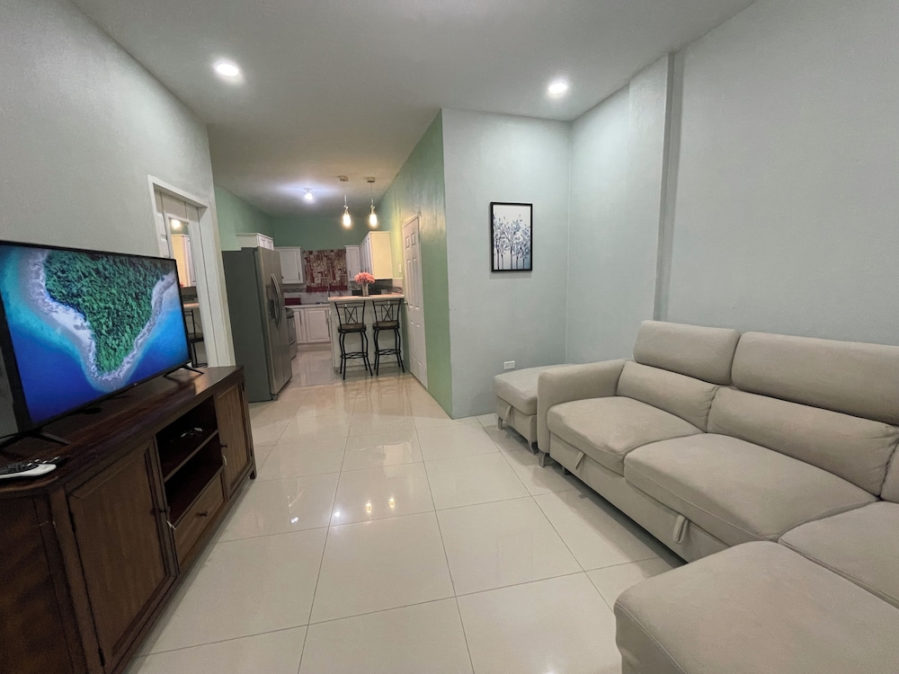 El Carmen Apartments