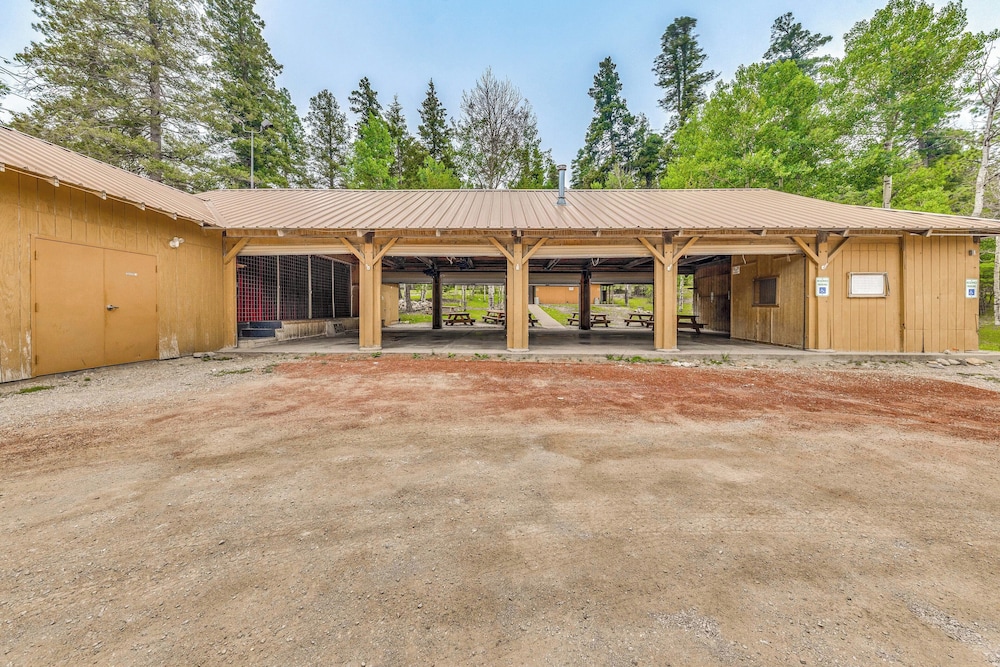 Central Cloudcroft Retreat w/ Wood-burning Stove! view 3