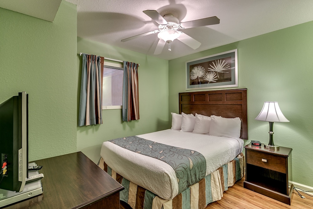 Tilghman Beach and Golf Resort by Condo-World